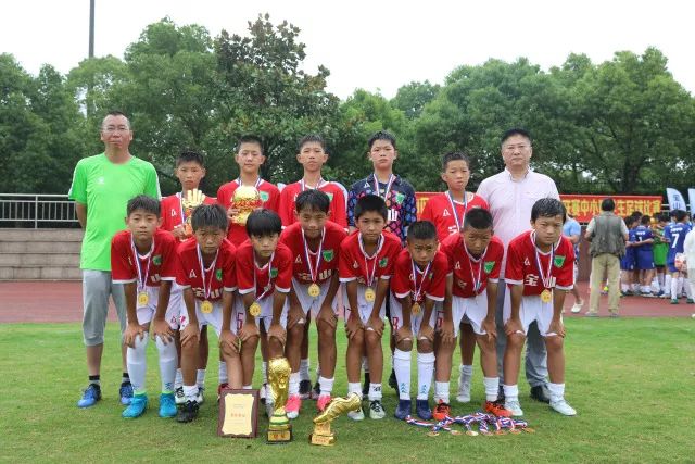 小卡三节砍31分快船大胜奇才 公牛送黄蜂5连败