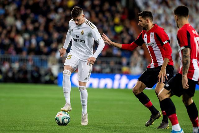 猛龙将退役卡特15号球衣 队史首个被退役号码